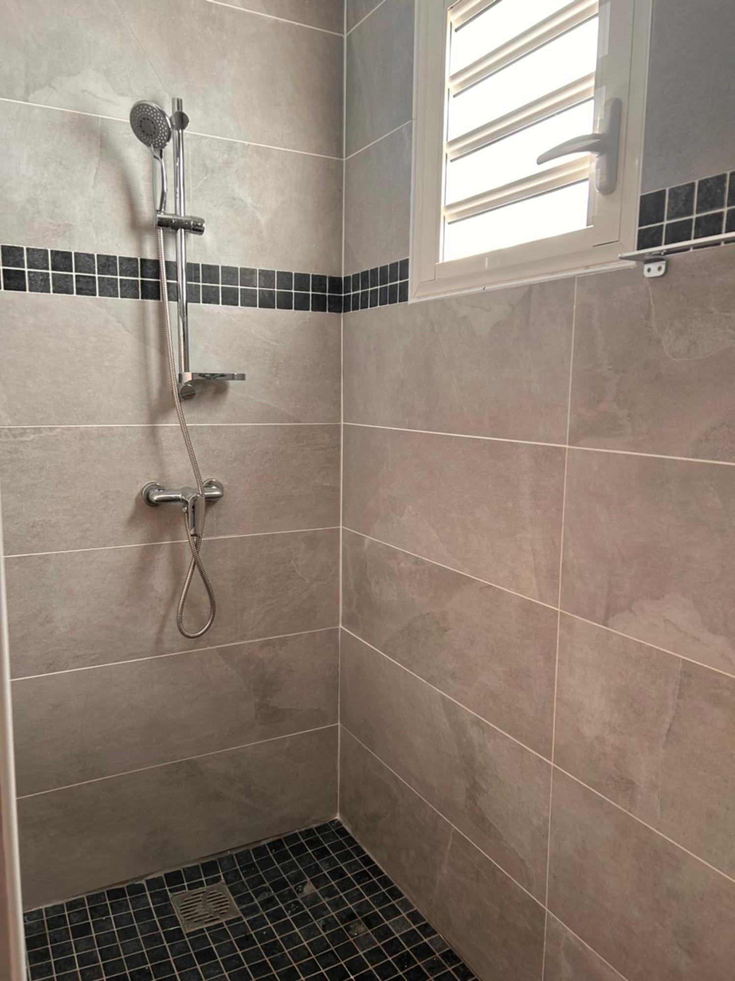 Logement Emeraude Sainte-Rose Extérieur photo